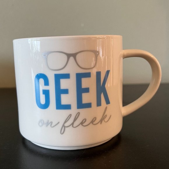 GEEK ON FLEEK Room Essentials Porcelain Mug ~ Nerdy Gray glasses - Picture 1 of 6